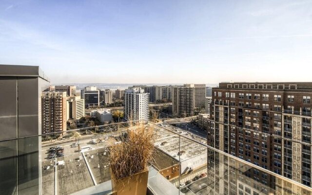 The Millennium by Global Luxury Suites