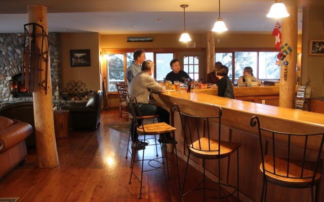 Vagabond Lodge at Kicking Horse Resort