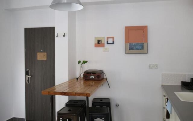 Rena's House