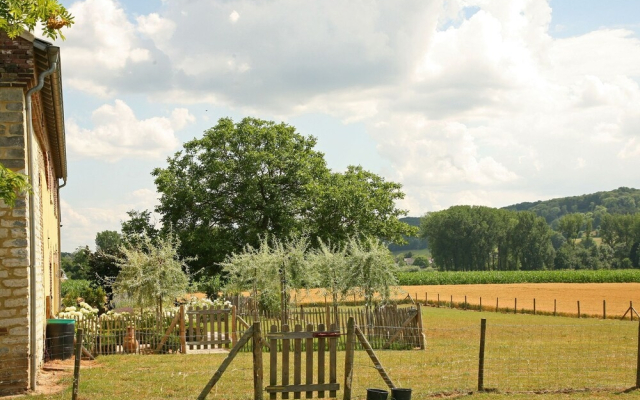 Lovely Farmhouse in Wijlre near Forest