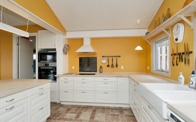 6 Person Holiday Home in Frederiksvaerk