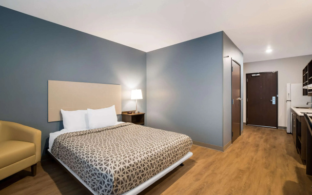 WoodSpring Suites Moreno Valley