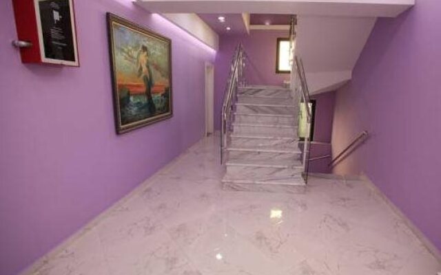 White City Hotel