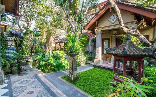 OYO 2404 Arca Guest House