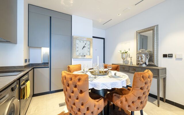 Waves - The Suite Dubai Luxury Waterfront Living