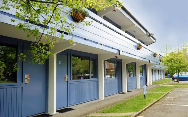 The Hotel Rafiya, Redditch