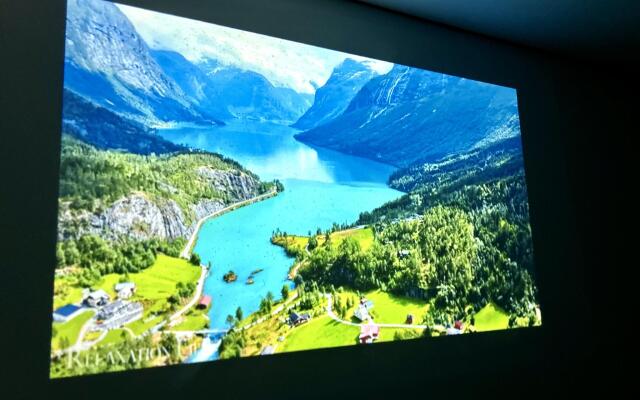 4 Сезона на улице Рудольфа Нуреева 5