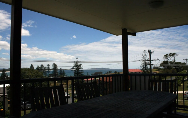 A Willo's View @ Crescent Head