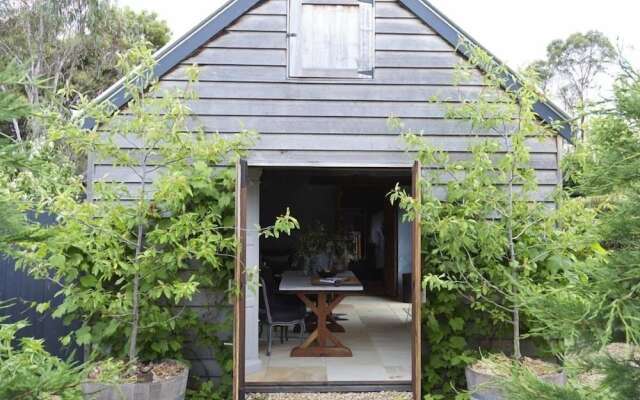 Elm Cottage Barn