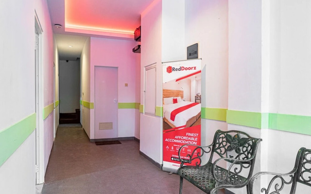 RedDoorz near Pecenongan 2