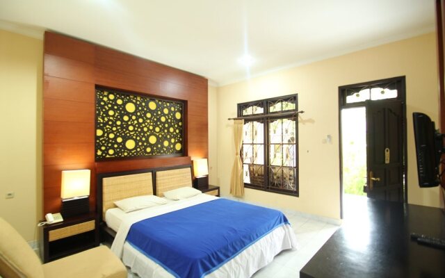 Lusa Hotel