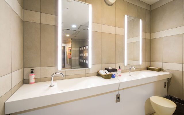 SUPER HOTEL Premier JR Nara Station