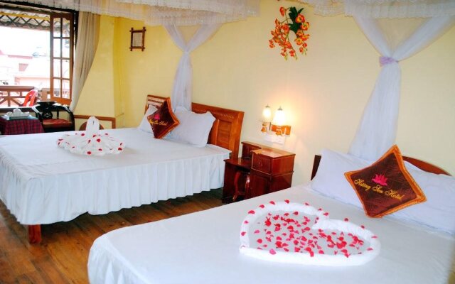 Lotus Hotel