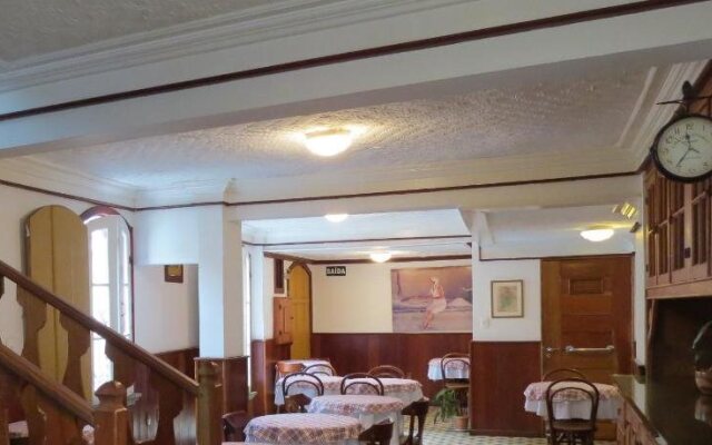 Hotel Colonial
