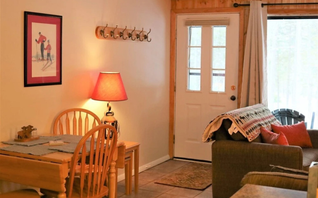 Pet Friendly Condo in Waterville Valley - Newly Refinished! - Whc23v
