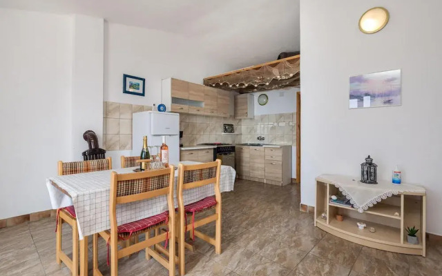 Stunning Apartment in Stinica With Wifi and 1 Bedrooms