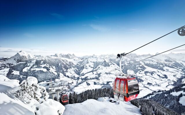 Hotel Weisses Rössl Kitzbühel