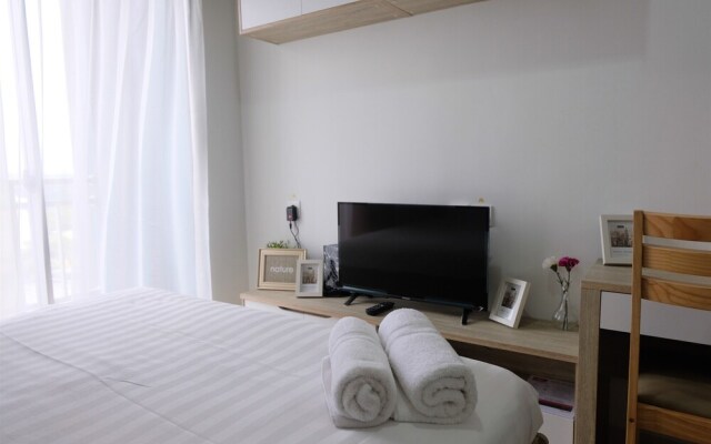 Brand New Compact Modern Studio Springwood Apartment