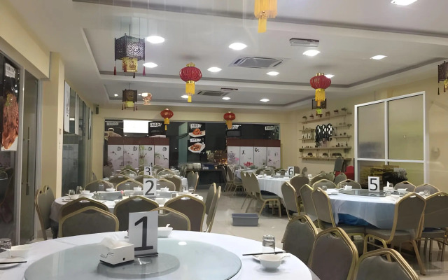 KK Waterfront Hotel