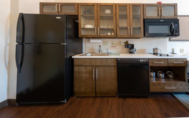 Candlewood Suites West Springfield by IHG