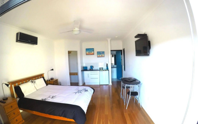 On the Deck @ Shark Bay