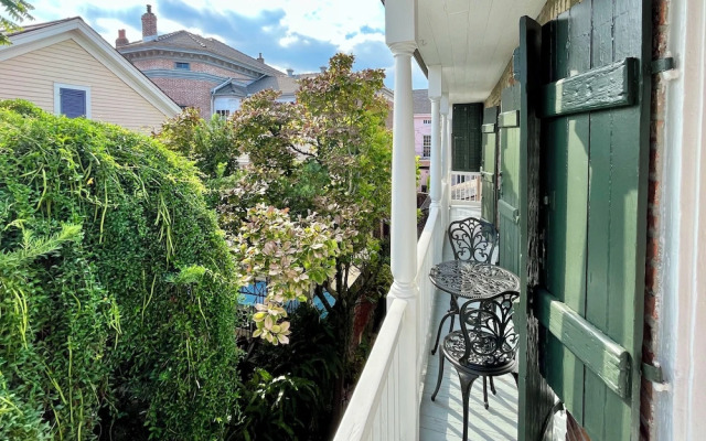 French Quarter Lanaux Mansion B & B