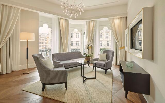 Párisi Udvar Hotel Budapest, part of Hyatt