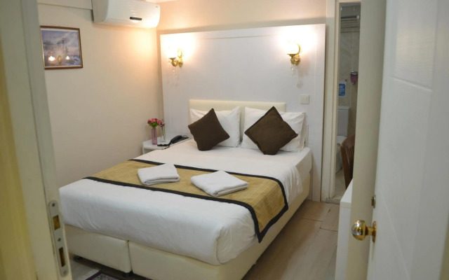 Reydel Hotel
