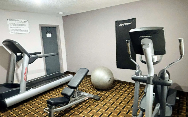 Quality Inn Raynham - Taunton