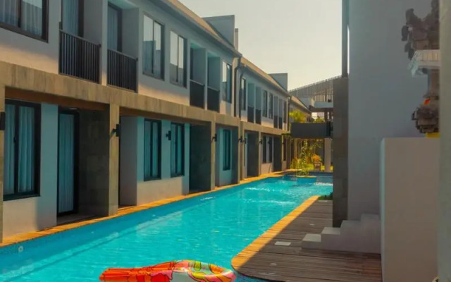 Royal Regantris Trawangan