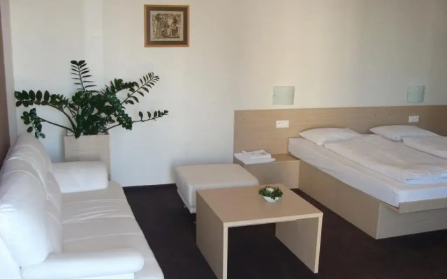 Hotel Alfa***