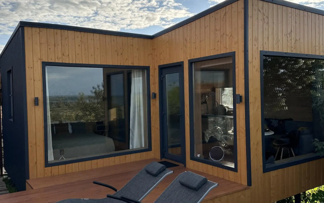 Modern house with Siberian vat