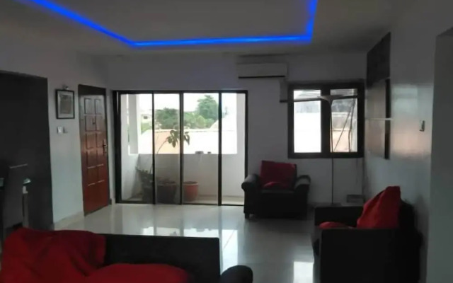 Inviting 2-bed Apartment in Lagos -canal Views