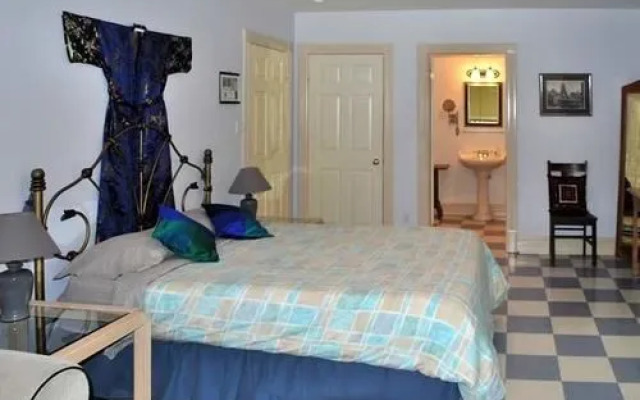 Queen and Albert B&B