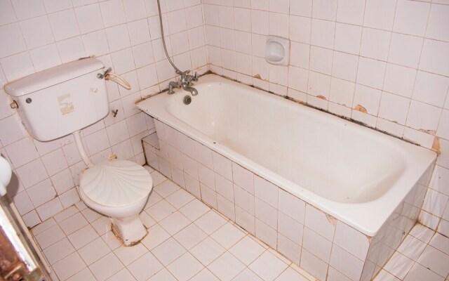 Moye Hotel Sagamu