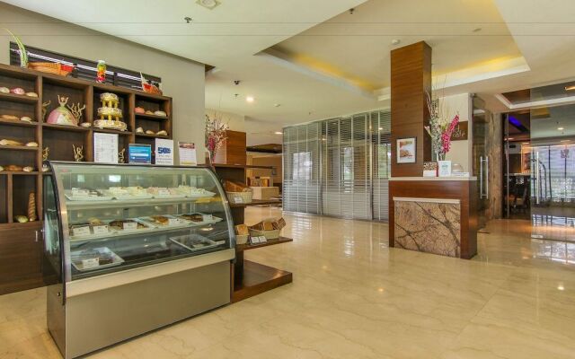 Vibe By The LaLiT Traveller