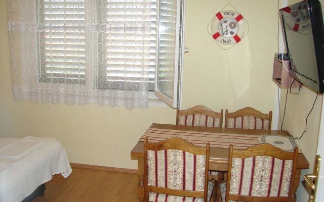 Slavica - Apartment With Large Terrace - A1