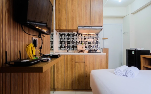 Studio near Shopping Mall at Green Pramuka City Apartment – Guest Rooms – Jakarta
