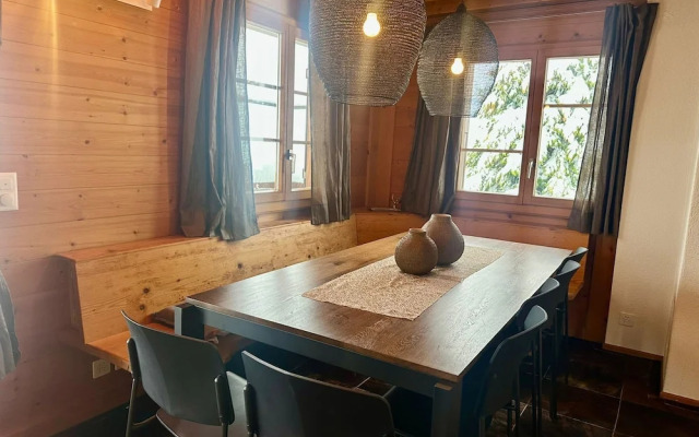 Modern 3 Br Duplex With Huge Panoramic Alps Views