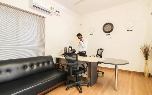 Itsy Hotels Riyas Grand