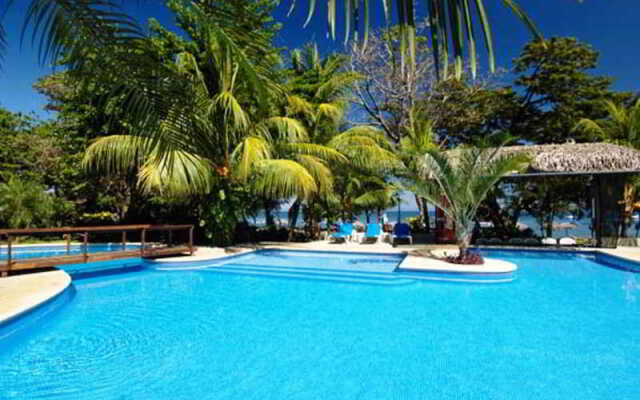 Ocotal Beach Resort