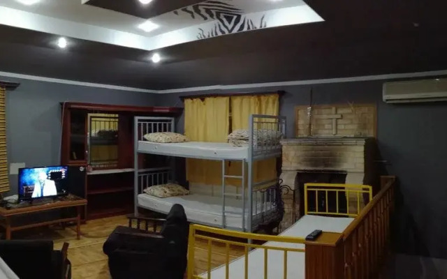 Zebra Hostel & Tours