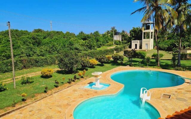 Lux Suites Sanuna Villas Diani