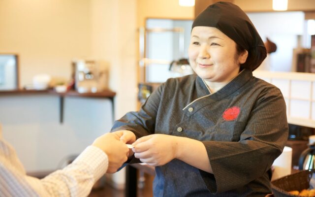 Hotel KAN-RAKU Saitama Honjo-Waseda Hinoki No Yakata