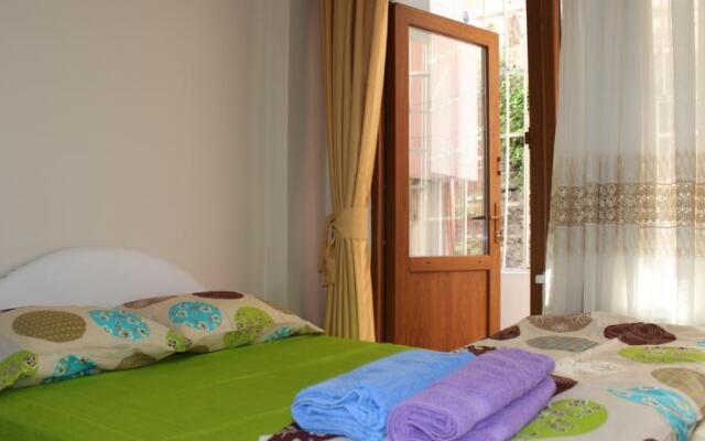 The Poetry Flat
