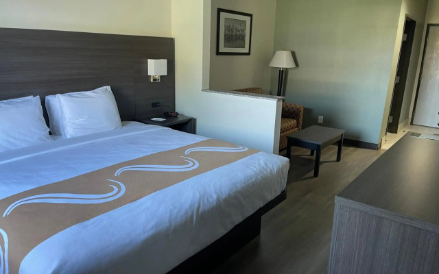 Quality Suites I-44