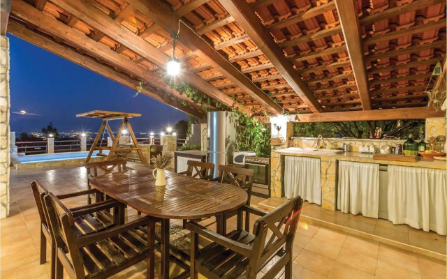 Four-Bedroom Holiday Home in Kastel Novi