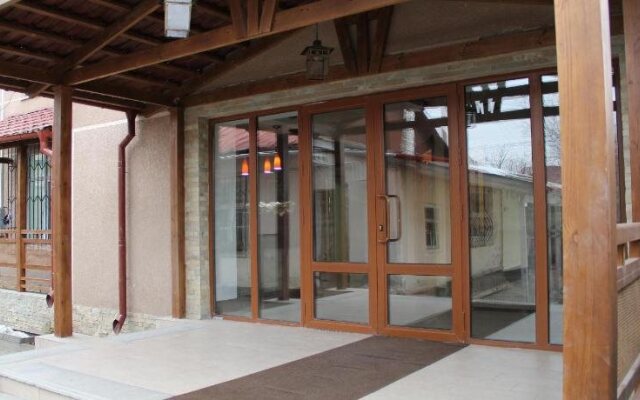 Guest House Tien Shan