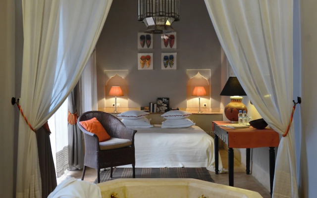 Magnificent Riad Beautiful Communal Swimming Pool - by Feelluxuryholidays