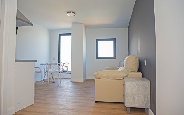 Apartmentos Santander Maliaño Suites 3000